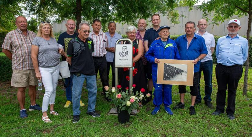 Egy generáció lehengerlő története, amely élőlánccal védte a kecskeméti gokartpálya fennmaradását