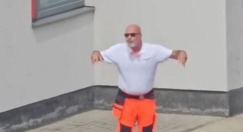 Ennél nincs jobb táncolós videó: Zacher Gábor óriási partit nyomott a Forma 1-en