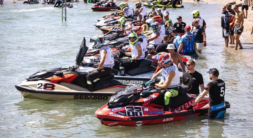 Nyolc magyar érem a jet-ski Eb-n és junior vb-állomáson