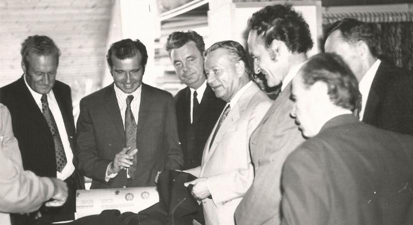 Egy 50 éves fénykép őrzi az Alföld Áruház különleges napjának emlékét