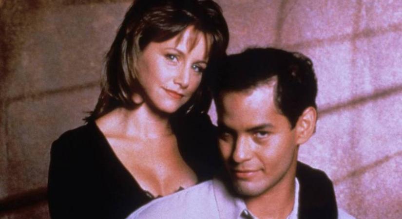 A Beverly Hills 90210 álompárja voltak: friss közös fotón Gabrielle Carteris és Mark Damon Espinoza