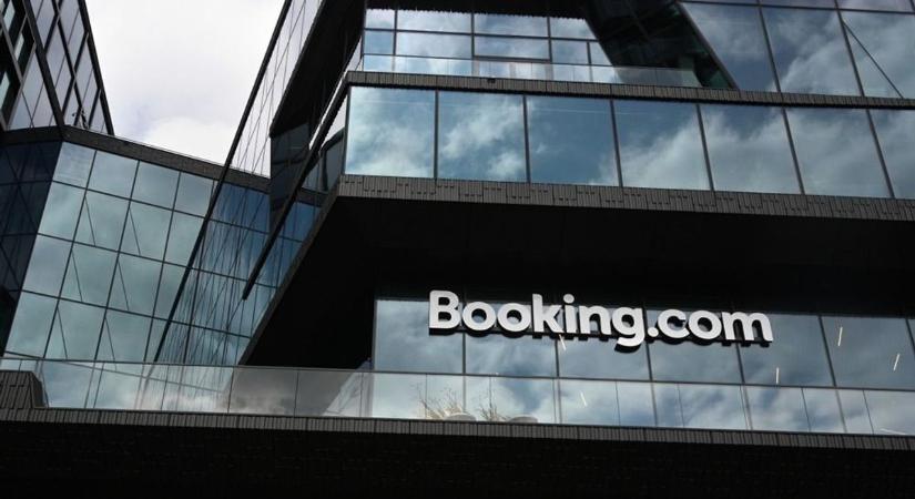 Óriási per indul a Booking ellen: tízezer szálloda követel kártérítést – ebben hibázhatott a portál