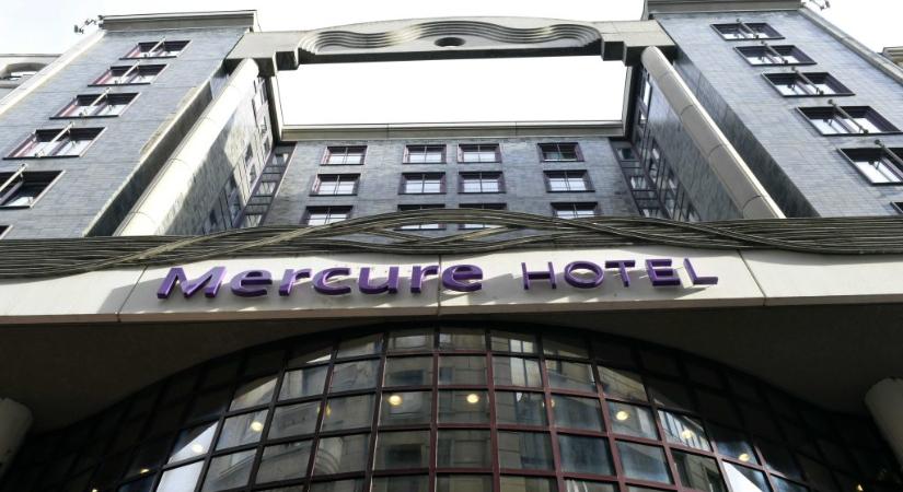 Több mint tízezer európai szálloda perli a booking.com-t