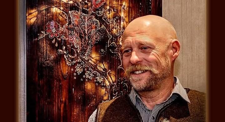 „Nem hiszek a Teremtő nélküli alkotásban” – Interjú Csomortáni Gál László képzőművésszel