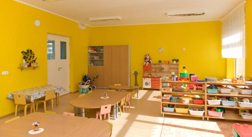 Leragaszthatták a száját egy kisfiúnak egy budai magánbölcsődében