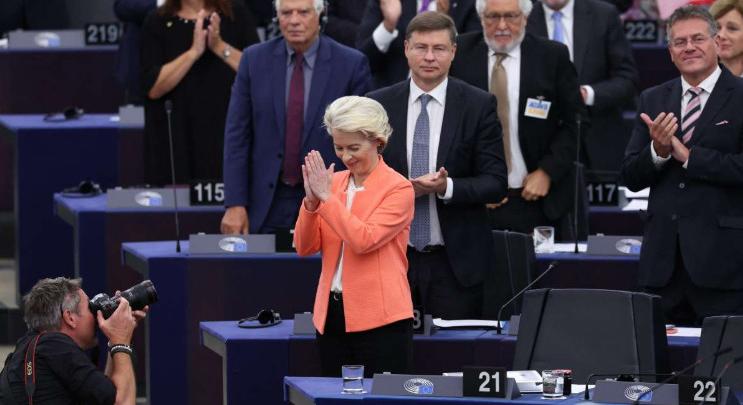 Az Európai Bizottság „nem találja” Ursula von der Leyen levelezését a Pfizergate vakcina beszerzési ügyben