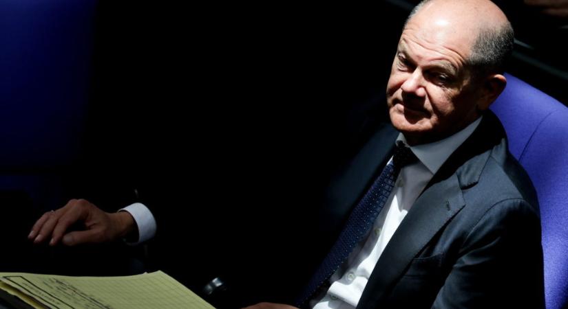Felmérés: a németek csupán 16 százaléka harcolna „biztosan” a hazájáért