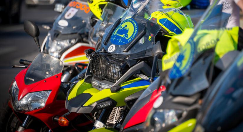 Húsz éve az utakon a hazai mentőmotorok - Ünnepelj együtt a motoros mentőkkel!
