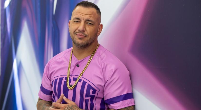 "Mindennél jobban szeretlek!" Megható üzenetet tett közzé Curtis, különleges nap ez a rapper számára!
