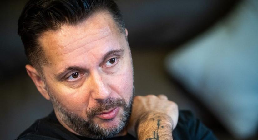 Majka tarol a YouTube-on: elérte a 200 ezer feliratkozót