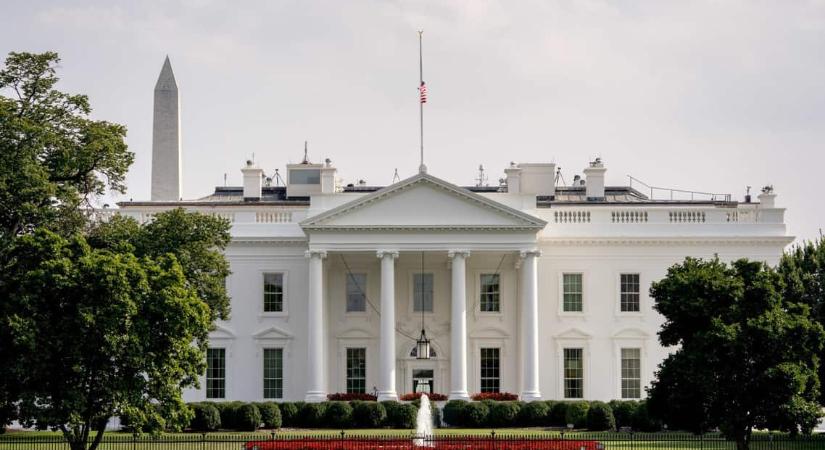 Fehér Ház: Trump kész bármilyen lépést megtenni a háború lezárásáért