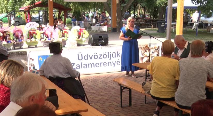 Kitüntetés és nótaszó – együtt ünnepelt Zalamerenye