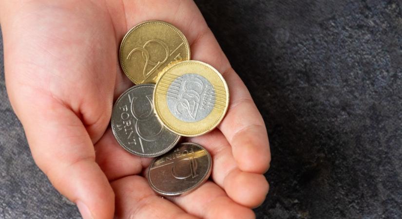 Lebegő 50 forintos lehet a pénztárcájában, nagyon sokat érhet a hibásan készült érme