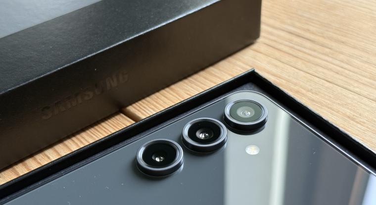 Minden kiszivárgott a Samsung legújabb telefonjáról