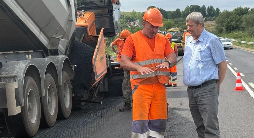 Milliárdokat költenek útfelújításra ebben a borsodi térségben