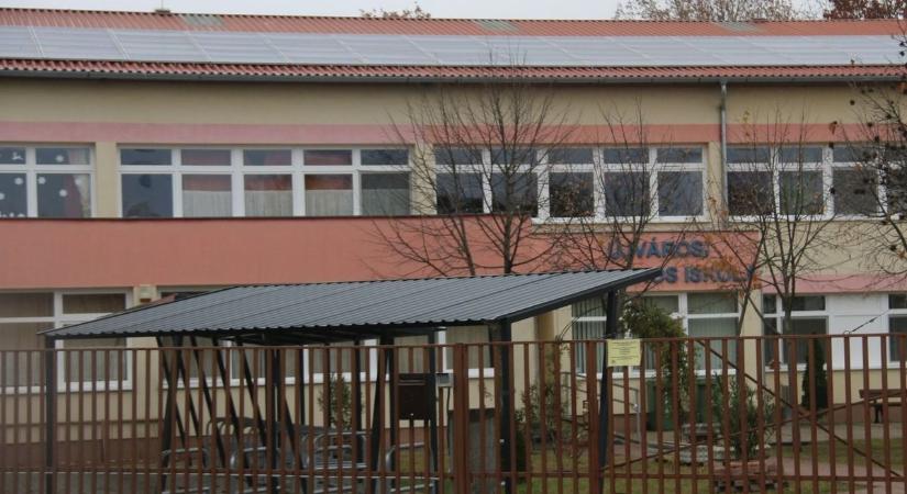 Új fenntartó a bajai iskolában