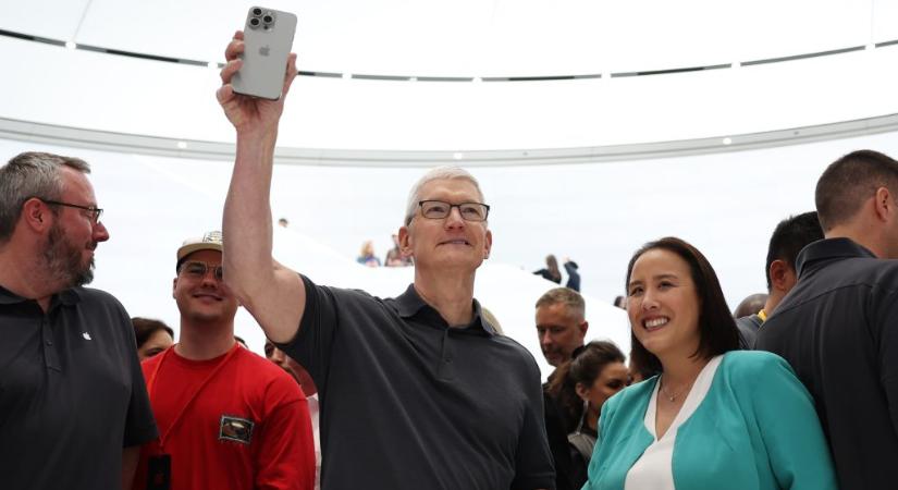 Kiadta a hadüzenetet az Apple vezetője