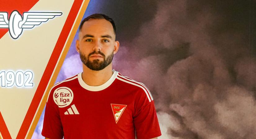 A Puskás Akadémia helyett másik NB I-es csapathoz igazolt a magyar támadó