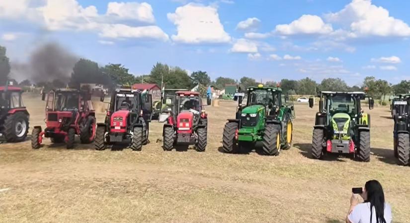 Pontosság, manőverezés, gyorsaság – melyik a kedvenc traktoros feladatod?