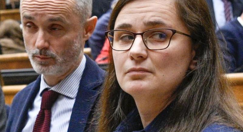 Gašpar álhírnek nevezte, hogy a kormány áfaemelés tervez
