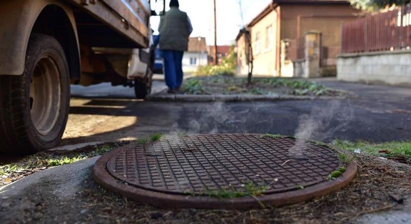 Lebuktathat a füst! Így ellenőrzik az illegális esővíz-bekötéseket