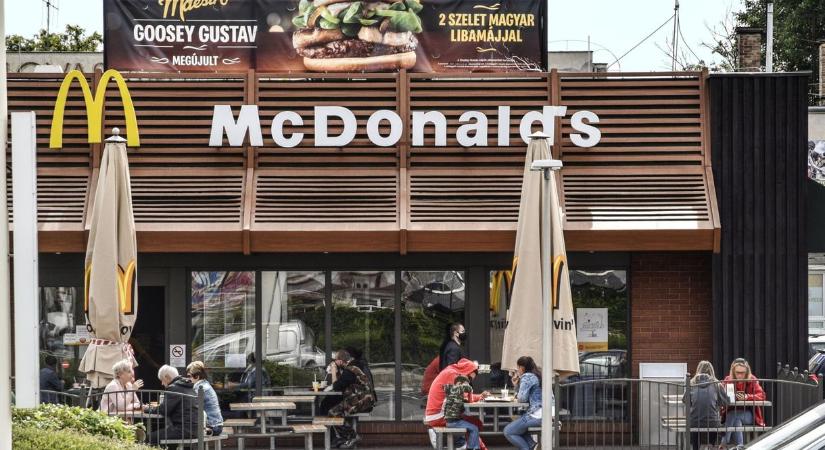 Revizor, tanácsadó, jósnő és mindenes lesz az MI a McDonald’s egyes éttermeiben
