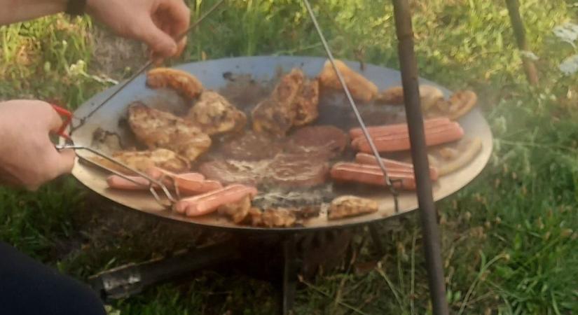 Különös lopás Mezőfalván: nem hagyták ott még az ötvenes üvegeket sem