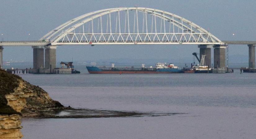 SZBU: Orosz katonai repteret lőttek ukrán drónok a Krím-félszigeten