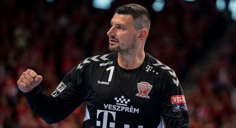Bombameglepetés: a Veszprém szerződést bontott a világbajnokkal