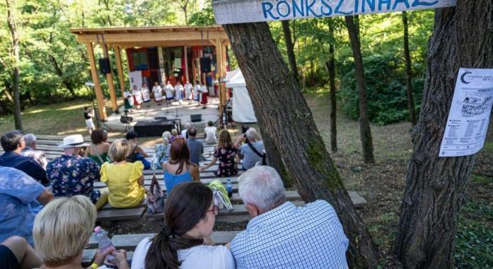 Idén is Art Piknikkel vár az ország egyik legjelentősebb művészeti faluja, 30 éves a V4 díjas ArtColony Cered!
