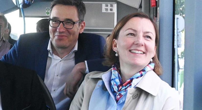 Draskovics Tibor és Walter Katalin alatt kiírt közbeszerzés miatt bukik Budapest