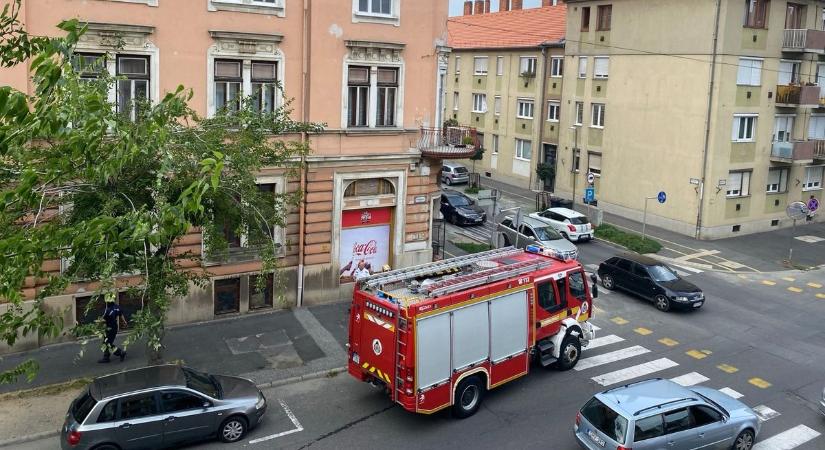 Utánajártunk, hogy miért érkeztek tűzoltók az egyik szombathelyi utcába