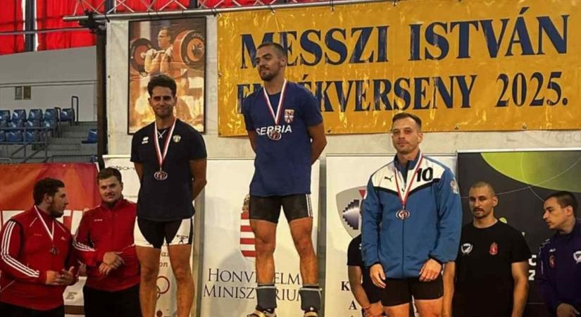 Szegedi súlyemelők döntöttek csúcsokat a Messzi István Emlékversenyen