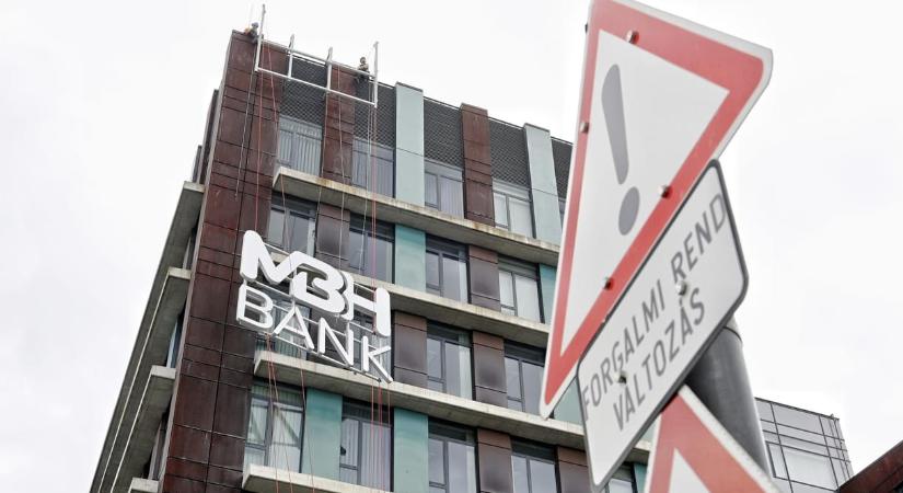 Az Európai Bizottság vizsgálja a Mészáros Lőrinchez köthető MBH Bankot