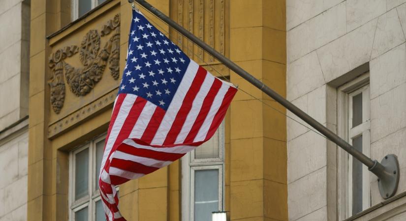 A magas túltartózkodási arány miatt szigorít az USA a turista vízumok kiadásán