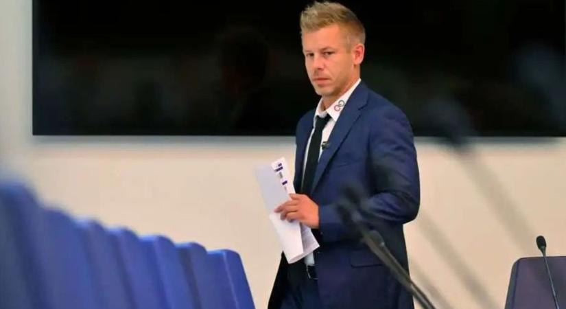 Ilyet még nem láttunk: Magyar Péter olyan hibátlan önleleplezést hajtott végre, hogy azt tanítani kellene