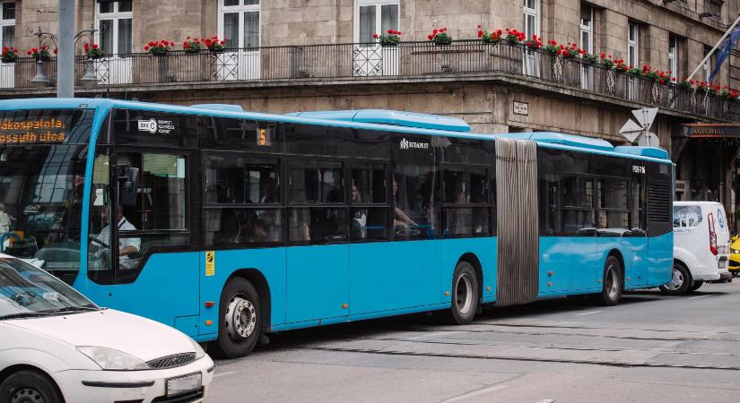 A BKK-jegyek áremelésének elmaradását kéri számon az ÁSZ a fővároson, szerintük elsősorban a közösségi közlekedésre kellene fordítani az ipát
