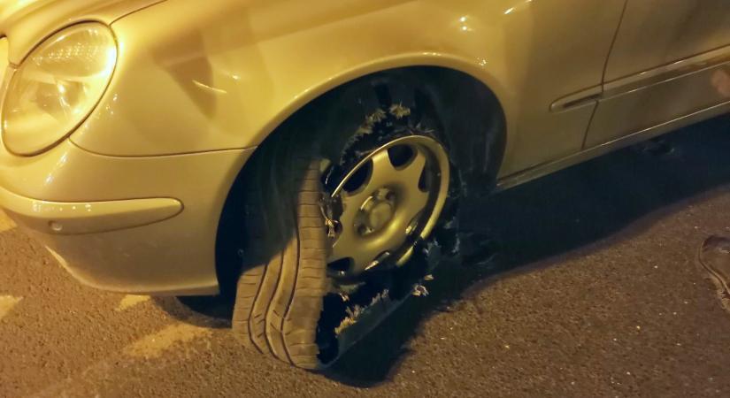 Felnin közlekedő autóst állítottak meg a rendőrök, a sofőr tudott a dologról, de gondolta, csak pár kilométerre lakik