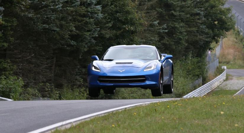 Az életveszélyes legenda: célkeresztben az elektromos autók