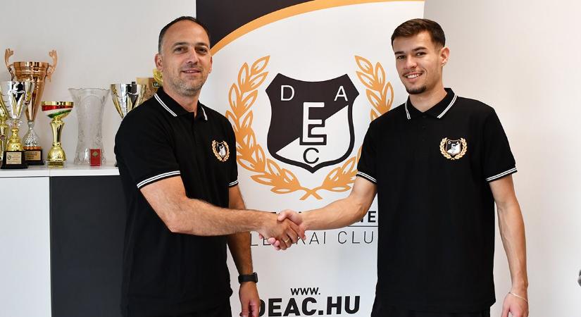 Brazil játékost igazolt a Debrecen
