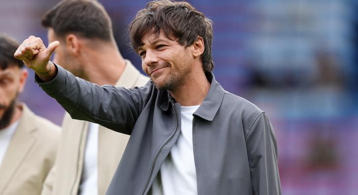Louis Tomlinson újra szerelmes, tévés hírességet szeret az egykori One Direction-tag