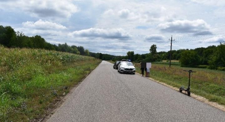 Újabb súlyos e-rolleres baleset történt, eszméletlenül találtak egy fiúra Ozora külterületén