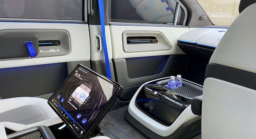Jövőre indul Európában a kínai robottaxi