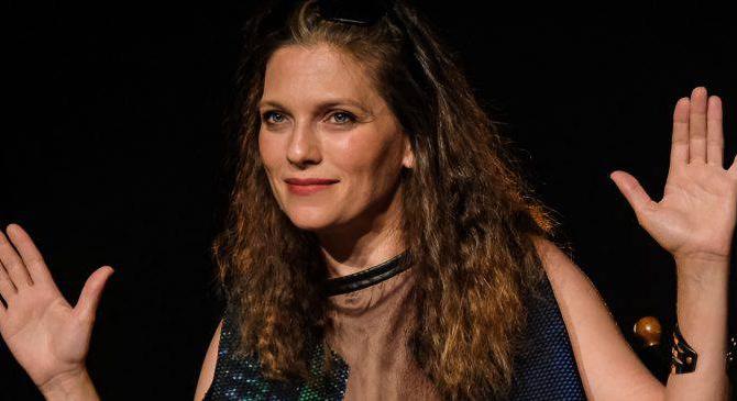 Sárközi-Nagy Ilona igaz történet alapján készült monodrámában szerepel