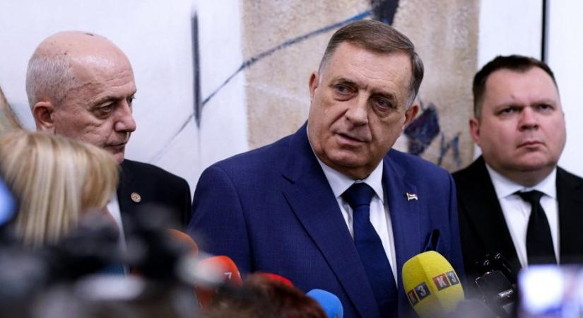 Orbán a Harcosok Klubjában: Milorad Dodik Budapestre jön, Magyarország nem fogadja el a börtönbüntetését
