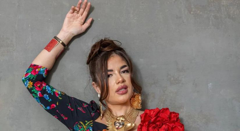 Hejehuja! Garbómentesen garázdálkodott a glamúr görbéin Gáspár Evelin