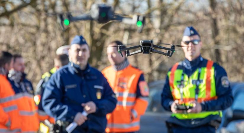 Autósok százaira csaptak le, de a java még csak most jön - videó