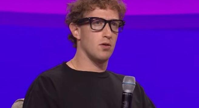 Felfoghatatlan összegű fizetést, 250 millió dollárt kínált egy 24 éves mesterséges intelligencia zseninek Zuckerberg