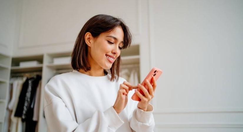 Szinte már alig teszik le a mobiljukat a magyarok: aggasztó eredménnyel zárult egy friss kutatás