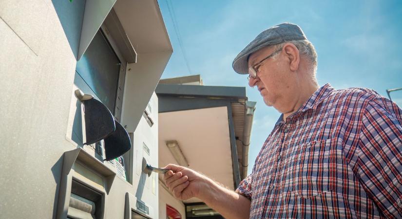 Buktad az ingyenes készpénzfelvételt az ATM-nél, ha erre nem vigyázol